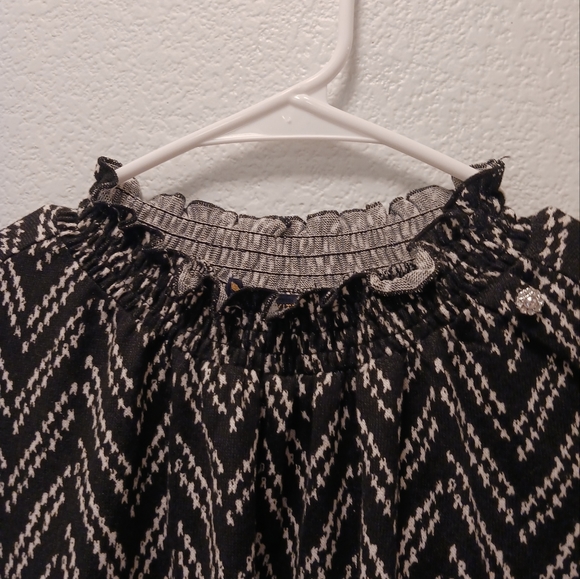 Adrienne Vittadini Flutter Sleeve Pullover Top Size 3X Black & White - Picture 4 of 8
